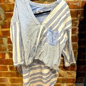 Anthro Cute top- Gently worn!